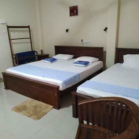 Under Water Safaris And Resort Uppuveli Exterior foto