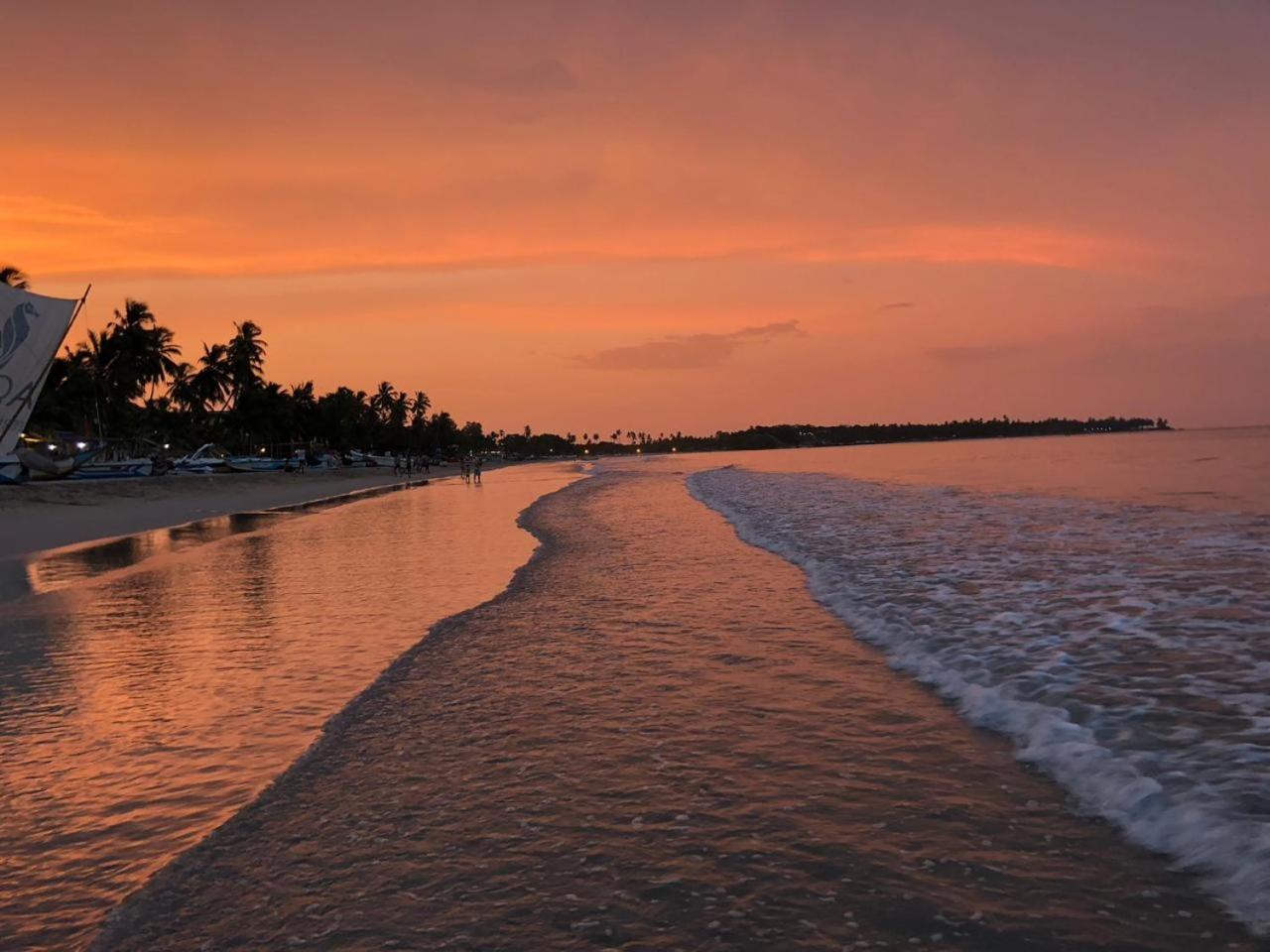 Under Water Safaris And Resort Uppuveli Exterior foto
